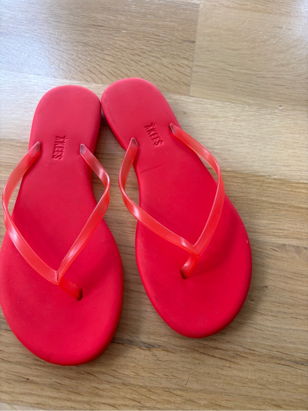 TKEES Red Minimalist Flip Flop Sandals - Picture 2 of 13